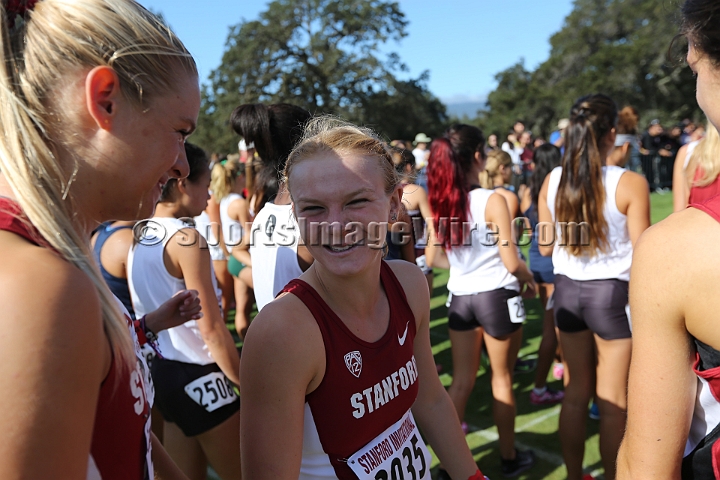 2014StanfordCollWomen-476.JPG - College race at the 2014 Stanford Cross Country Invitational, September 27, Stanford Golf Course, Stanford, California.